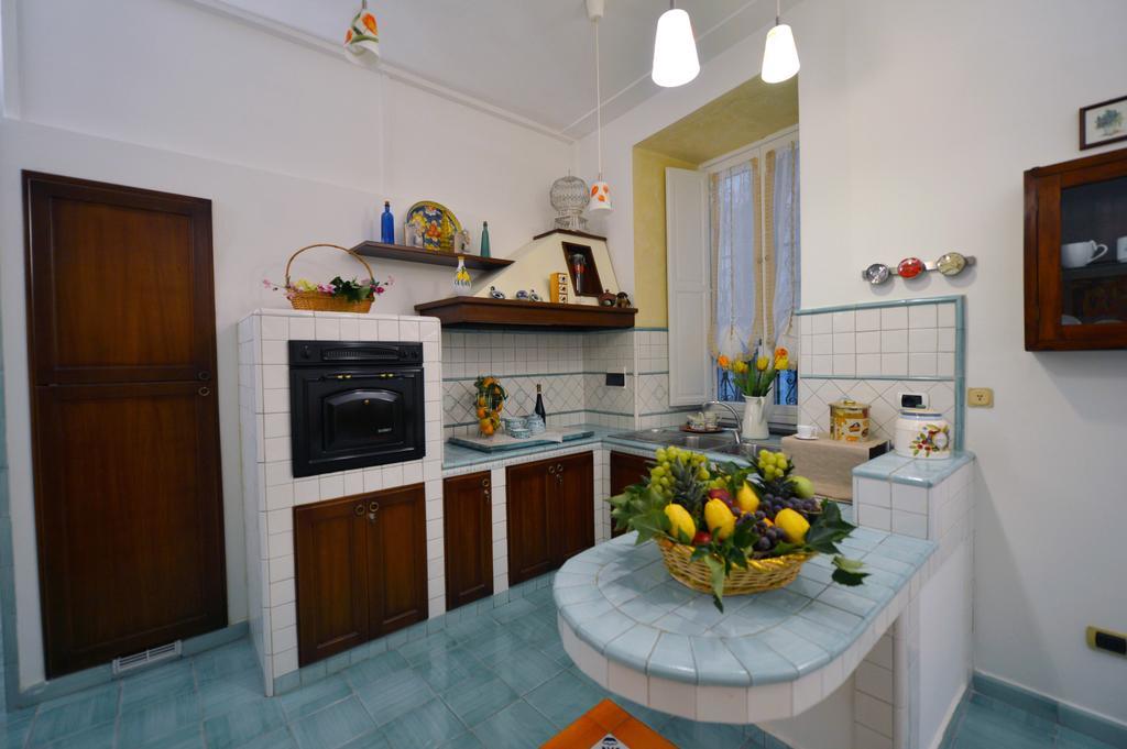 B&B Sognava Salerno Bagian luar foto